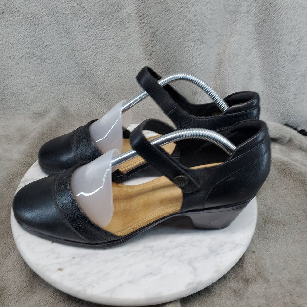 Clarks Shoes Womens Size 10 Black Leather Emily 2 Ketra Academia Block Heels